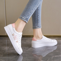 Nouvelles chaussures basses blanches pour femmes 2024, décoration papillon, mode, antidérapantes, décontractées
