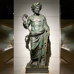 Scultura in Bronzo di Dioniso in Posizione Sdraiata e Ebriata, Statua del Dio Greco per Decorazione di Giardini e Paesaggi Esterni - Product Image 4