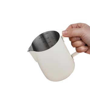 Bình hấp kim loại màu trắng sữa 600ml cấp thực phẩm có miệng nhọn dùng cho cà phê Cappuccino Latte Art - Product Image 2