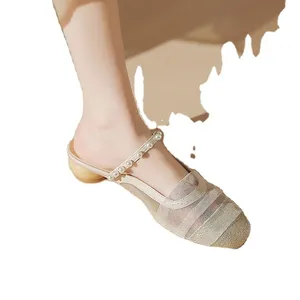 Sandal wanita baotou mutiara 2023, keren baru musim panas dengan sepatu penggilingan lembut Perancis, sandal, tebal dengan wanita
