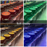 18 LEDs RGBW + UV 4in 1/5in 1/6in1 Slim Par Can Light pour DJ Club Wedding Show