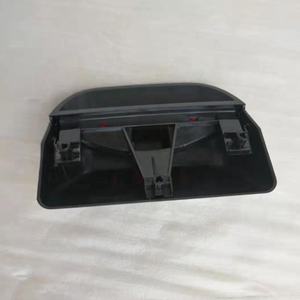 Terza Luce di Stop Sostitutiva 265900027R per Nissan Terrano e <span class=keywords><strong>Renault</strong></span> <span class=keywords><strong>Duster</strong></span> - Product Image 2