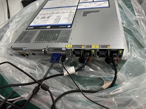 Serveur en rack ThinkSystem SR630 V3 CN 8SFF avec baies SAS/SATA à échange à chaud 1U avec processeurs Xeon Scalable de 4e génération 2 sockets - Product Image 4