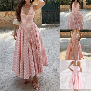 Abito Francese Elegante da Donna con Scollo a V, Halter, Schiena Scoperta e Vita Pieghettata, Collezione Primavera 2026 - MOQ 1 - Product Image 2