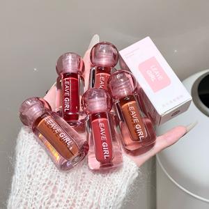 La superficie del espejo no pegajosa que blanquea de larga duración revela un brillo de labios duradero y tierno - Product Image 3