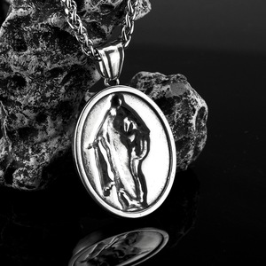 Collar con colgante de acero inoxidable yunnique para hombre, diseño de santo griego antiguo, cadena con dije ovalado, accesorio de moda - Product Image 3