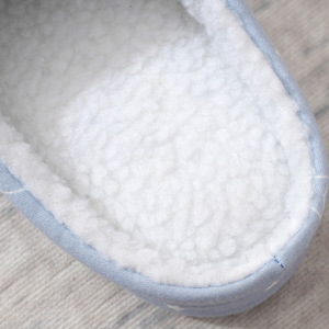 Pantuflas de <span class=keywords><strong>Invierno</strong></span> para <span class=keywords><strong>Mujer</strong></span>, Antideslizantes, con Punta Cerrada, Estampado Completo, Suaves como Nubes, con Amortiguación de Espuma Viscoelástica para Uso en Interiores - Product Image 2