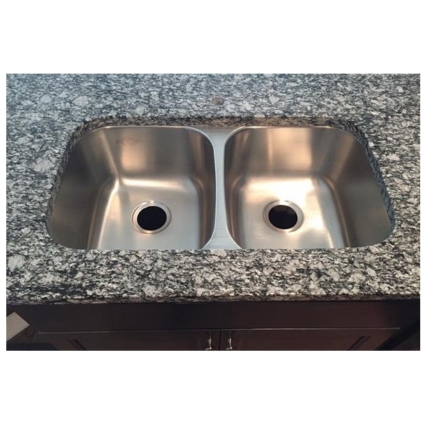 Spray White Sea Wave Granite Kitchen