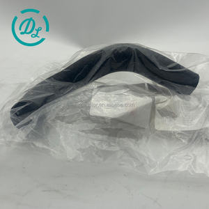 Tuyau en caoutchouc diesel DL EexcavaStart 1-13729098-0 113729-0980 6WG1 Remplacement durable Convient aux excavateurs ZX450 ZX470 - Product Image 4