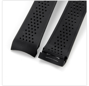 Correa de Reloj Deportiva de Silicona Suave Lionorm, Negra, Transpirable, de 22mm 24mm para Reloj TagHeuer Carrera con Hebilla Plegable - Product Image 6
