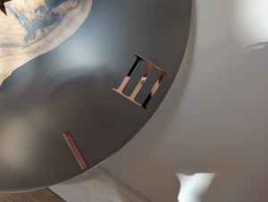 Contemporary <b>Resin</b> <b>Crafts</b> Wall Clock With Wooden Frame Stylish Elegant Durable And Functional Perfect For Living Room - Product Image 4