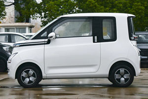 Chinesisches Wuling Auto Linkslenker Automatisches Günstiges Kleines Wuling Mini Air EV Elektroauto Hergestellt in China für Erwachsene zu Verkaufen - Product Image 5