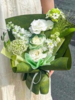 Papier d'emballage floral gaufré imperméable de la série Baroque, style peinture à l'huile, matériaux écologiques pour bouquets
