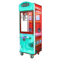 Pas cher Mini Petite Grue De Bureau Griffe Machine De Jeu Enfants Aimé DIY Fou Jouet et Cadeau Amusant Amusement Vending Poupée Jouet