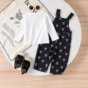 Nuovi Completi Autunnali per Bambine, Set di Abbigliamento con Pantaloni con Bretelle Stampati a Fiocco e <span class=keywords><strong>Canottiera</strong></span> Bianca, 2 Pezzi - Product Image 2