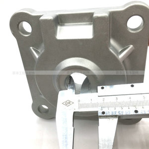 ฝาปิดอ่างน้ำมันเครื่องรถขุดฮิตาชิ HF3701 อะลูมิเนียม ZAX-6EX200-2 3 5 อะไหล่ - Product Image 4
