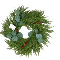 Karangan Bunga Natal Buatan dari Jarum Pinus, Hiasan Pintu untuk Liburan, Hijau Merah dengan Buah Berry, Dekorasi Dalam & Luar Ruangan
