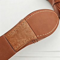 Chaussures plates britanniques polyvalentes noires pour femmes, populaires, avec boucle métallique, tige en cuir véritable tanné végétal, disponibles en plusieurs modèles pour le printemps