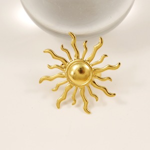 Anello Sole in Acciaio Inossidabile Placcato Oro 18K Sottovuoto per Donne, Stile INS, Gioiello Versatile e alla Moda - Product Image 1