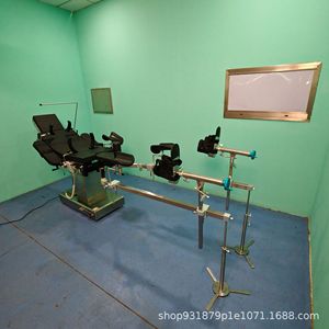 Estructura de mesa de operaciones de acero inoxidable QYJ-658 de 23 pulgadas con soporte de tracción manual para uso con arco en C fluoroscópico - Product Image 2