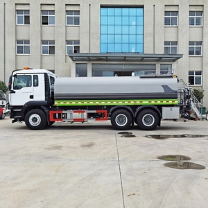 Camión de Distribución de Agua Sinotruk Howo 6X4 de 20 CBM, la Mejor Opción para el Riego Urbano y la Limpieza de Calles - Product Image 3