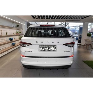 รถยนต์มือสอง รถยนต์ใช้น้ำมันเบนซิน เกียร์อัตโนมัติ ขับเคลื่อน 2 ล้อ สโกด้า โคเดียค ปี 2025 TSI330 5 ที่นั่ง รุ่น Elite ระบบกันกระแทก 6 ถุงลม ไฟหน้า LED หลังคาซันรูฟแบบเปิดได้ - Product Image 4