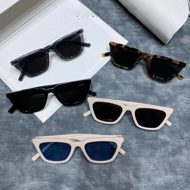 2023 New Fashion Sunglasses Fashion Square Retro Style Men's and Women's Network Red Sunglasses