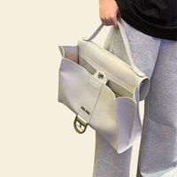 Nouveau Sac Carré Brillant 2026 (Taille S) Sac Fourre-tout (Taille L) en Cuir Véritable Rétro Chic avec Doublure en Velours et Boucle