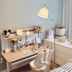 Lámpara de mesita de noche de decoración de Metal minimalista de tela de hierro Industrial lámpara de escritorio plegable Led de brazo oscilante largo - Product Image 2