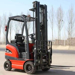 Manual Off-road <strong>Forklift</strong> with <strong>3</strong>-<strong>ton</strong> Load Capacity and <strong>3</strong>-meter Lifting Height Is the Preferred Choice for Smart Warehousing - Product Image 6