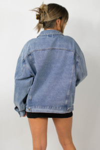 <span class=keywords><strong>Giacca</strong></span> di jeans blu <span class=keywords><strong>oversize</strong></span> personalizzata <span class=keywords><strong>giacca</strong></span> di alta qualità da <span class=keywords><strong>donna</strong></span> nuova moda ampia Casual in <span class=keywords><strong>Denim</strong></span> traspirante - Product Image 3