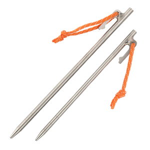 6 piquets de tente et de auvent légers en alliage de titane avec lame de 13 3/4 pouces et manche en fibre de verre solide pour campeurs et randonneurs - Product Image 1