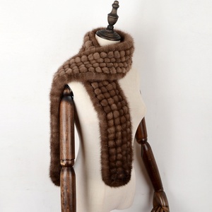 Écharpe en fourrure de vison tricotée polyvalente pour femme, automne-hiver, chaude, avec pompon en fourrure de vison, épaisse et longue, style renard - Product Image 5