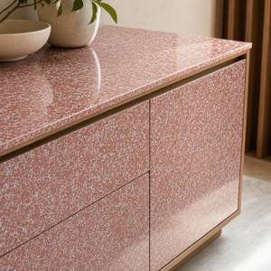 Feuille de plastique celluloid de qualité supérieure avec motif à pois blanc corail - Idéale pour les pièces de basse électrique, les composants de luthier sur mesure - Product Image 3
