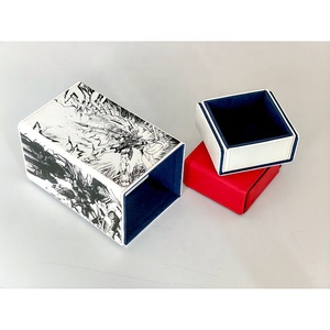 Boîte de rangement magnétique pour cartes à collectionner avec présentoir Commander, capacité de 100 cartes à double pochette, compatible avec <span class=keywords><strong>Magic</strong></span> <span class=keywords><strong>Gathering</strong></span> - Product Image 6