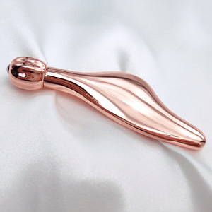 Hot Selling Skin Lifting Facial Massager Zinc Alloy Rose Gold <strong>Metal</strong> Mini <strong>Face</strong> <strong>Roller</strong> Gua Sha Dolphin Facial <strong>Roller</strong> - Product Image 3