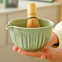 Ensemble de thé matcha en céramique vert personnalisable OEM avec chawan à bec verseur et fouet en bambou