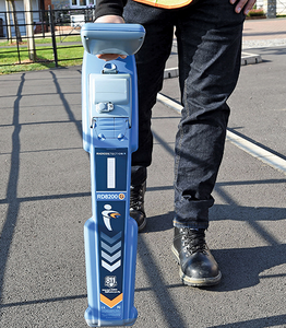 Traceur de canalisations de profondeur précise UK Radiodetection RD8200 TruDepth - Product Image 1