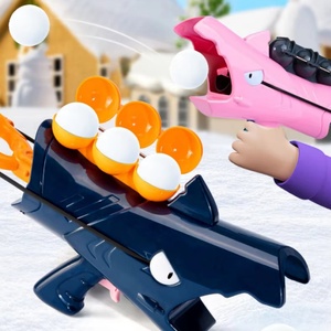 Pistola de Nieve de Plástico para Niños, Lanzador de Bolas de Nieve con Clip de Tiburón, Juguete Deportivo para Uso en Exteriores, Artefacto de Nieve - Product Image 1