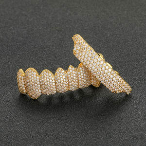 BES vendita calda 2024 Hiphop denti Grillz oro e argento superiore inferiore griglia oro Grillz denti - Product Image 5
