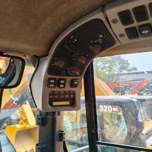 Chargeuse-pelleteuse d'occasion 966H, modèle 2014, moteur Deutz, charge nominale de 6 tonnes, bon état de fonctionnement, machine de construction à vendre, promotion - Product Image 6