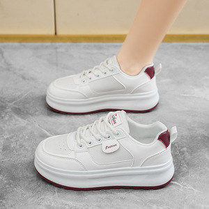 Zapatillas blancas transpirables de nuevo estilo para mujer, versión coreana, versátiles para todas las ocasiones, deportivas y casuales. - Product Image 3