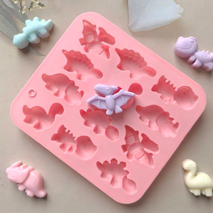 Stampo in Silicone Ecologico Monouso per Natale, per Pasticceria, Torte, Resina, Regali, Artigianato, Utensile da Forno, Adatto al Forno e alla Lavastoviglie - Product Image 4