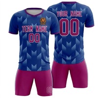 Maßgefertigte Erwachsenen-Fußballtrikots mit Glattem Polyester-Netzstoff Klassischer Trikot-Stil mit Maßanfertigungsservice