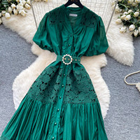 Robe longue élégante en dentelle verte à manches bouffantes et à volants, avec ceinture en perles, pour femmes, vêtements décontractés pour les fêtes et le quotidien