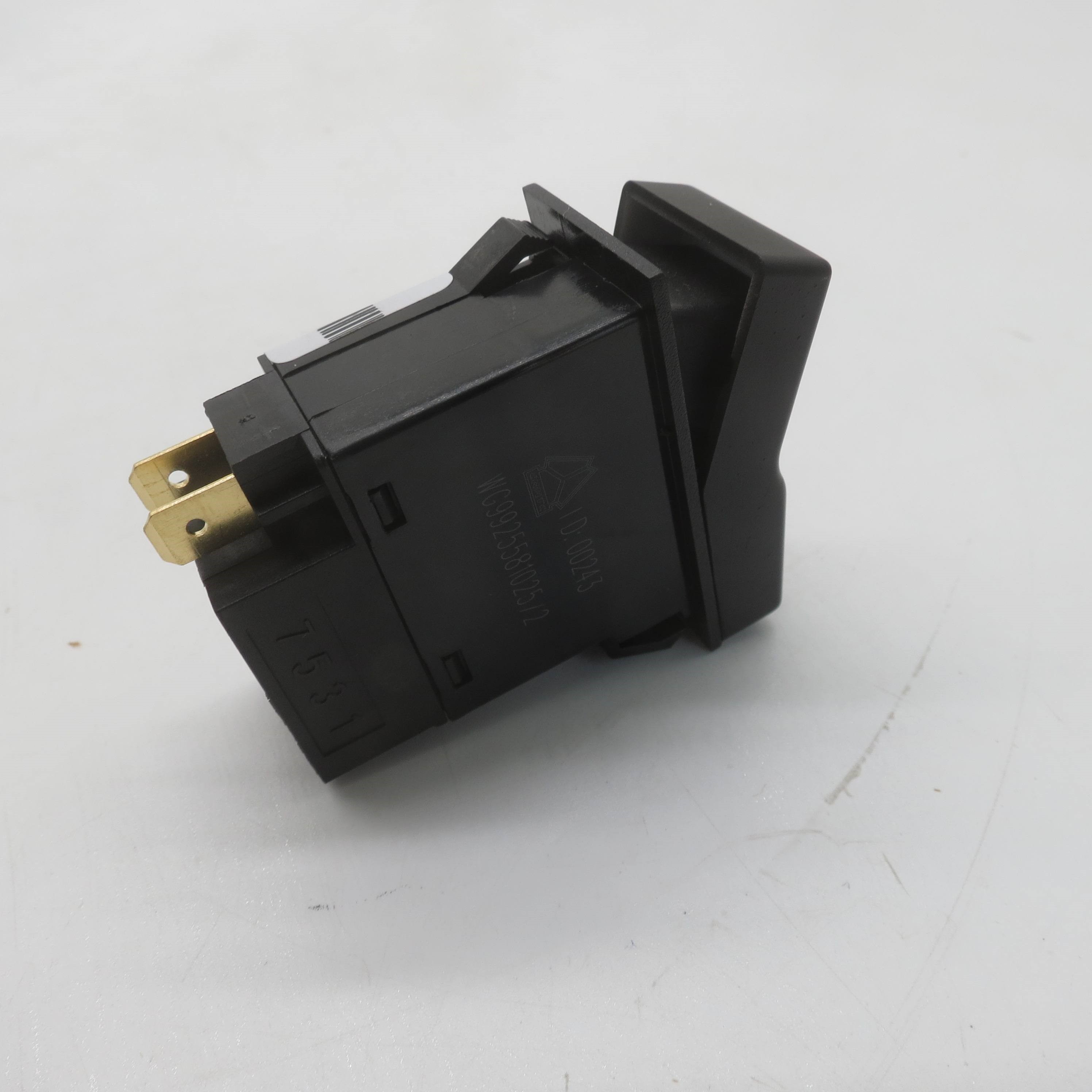 SINOTRUK Howo Axle Differential Lock Switch WG9925581025