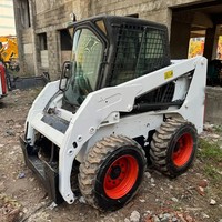Vielseitiger Mini M-Serie 926kg S550 Kompaktlader Euro 5 Erdbewegungsmaschine 2995kg Kehrmaschinen- & Schneepflug-Anbaugeräte