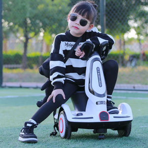 Rotazione telecomandata nuovo modello auto elettriche per bambini 2024 - Product Image 1