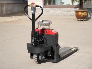 Transpaleta Eléctrica de 2T con Báscula, Batería de Plomo-Ácido, Neumático Sólido para Manejo de Materiales en Almacenes - Product Image 4