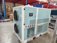 Commerciële theeblad warmtepompdroger voor het drogen van noedels, chips, fruit, vis en andere producten.